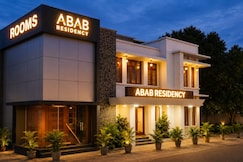 ABAB Residency | 5 min to Lulu Mall Edappally, Munnar