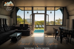 Rain Retreat | Glass Villa, Mountain & Dam Views, Igatpuri