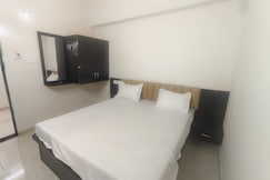 Hotel O Sai Shlok Inn Lodging, Nashik