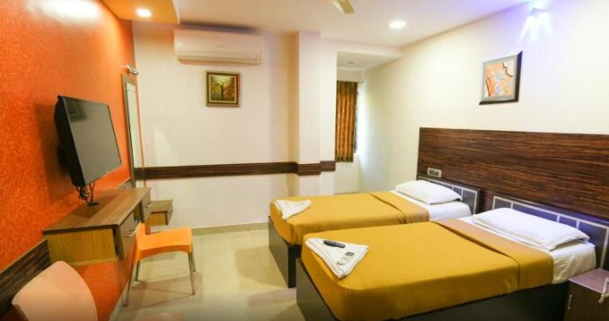 Hotel New Malaysia Inn - Tap to explore photos
