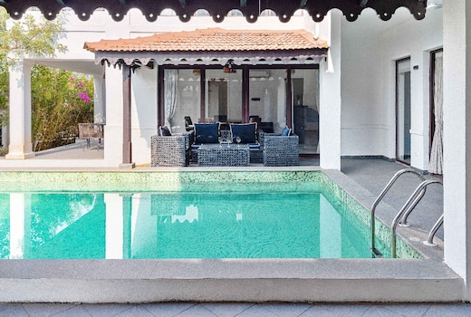 Sol 4 BHK Private Pool Villa By Vio Stays
