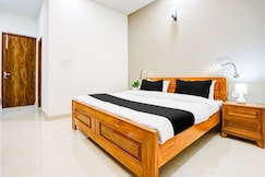 HOTEL O ZOOM LUXURY STAY, Noida
