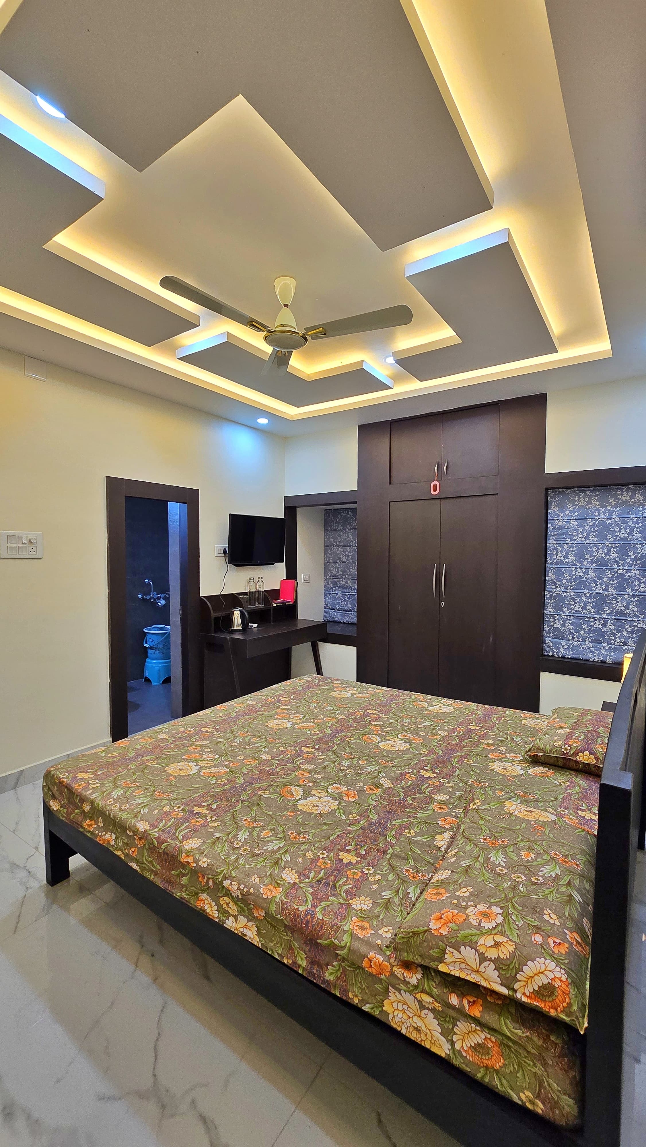 Aatmaditya Luxury Rooms In A Villa In The Heart Of The City - Tap to explore photos