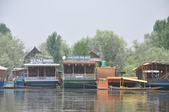 Golden Palace, Srinagar