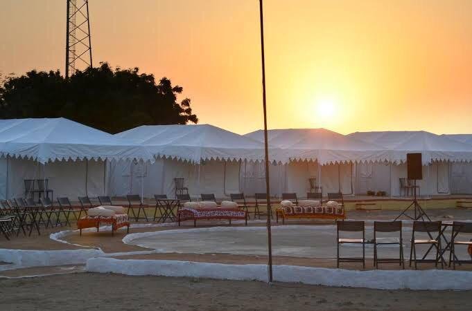 THE GOLDEN DESERT CAMP - Tap to explore photos