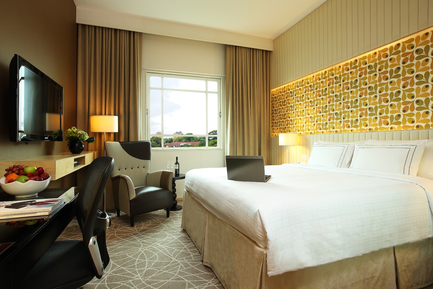Rendezvous Hotel Singapore by Far East Hospitality - Tap to explore photos