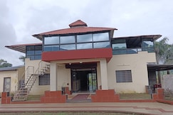 HILLVIEW RESORT, Trimbak