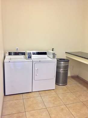 Best Western Lockhart Hotel & Suites - Tap to explore photos