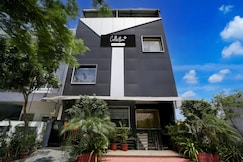 Super Collection O ISKCON Radha Govind Formerly Hotel Shivom, Indore