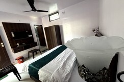 Rautela Home Stay, Lansdowne