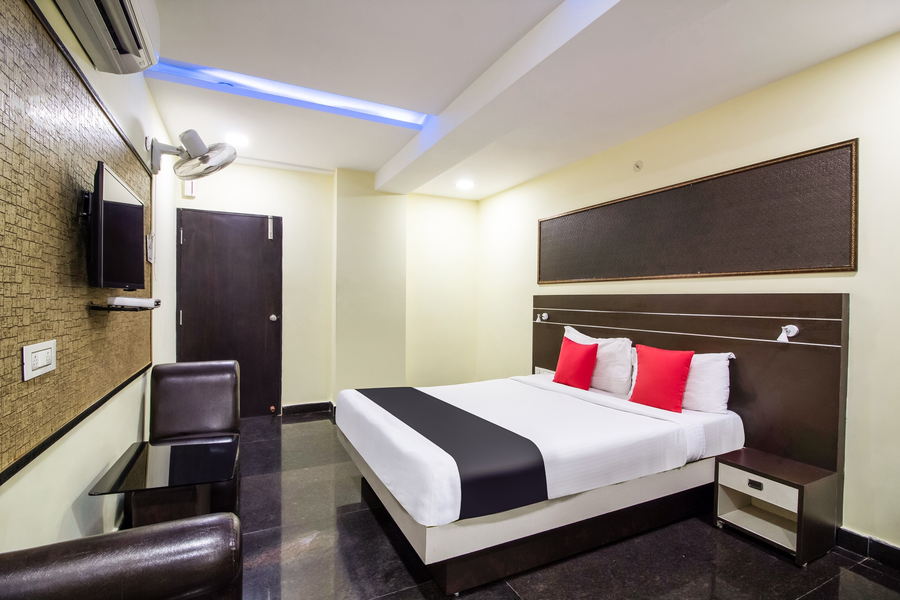 Capital O Sri Navya Grand Near Nexus Hyderabad - Tap to explore photos