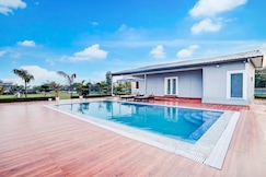 Alaya Stays 3-BHK Rathore Farm With Pvt Pool & Lush Garden, Greater Noida