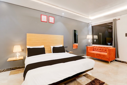 Super Hotel O Golden Tulip