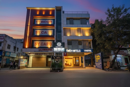 FabHotel Prime V Hazratganj