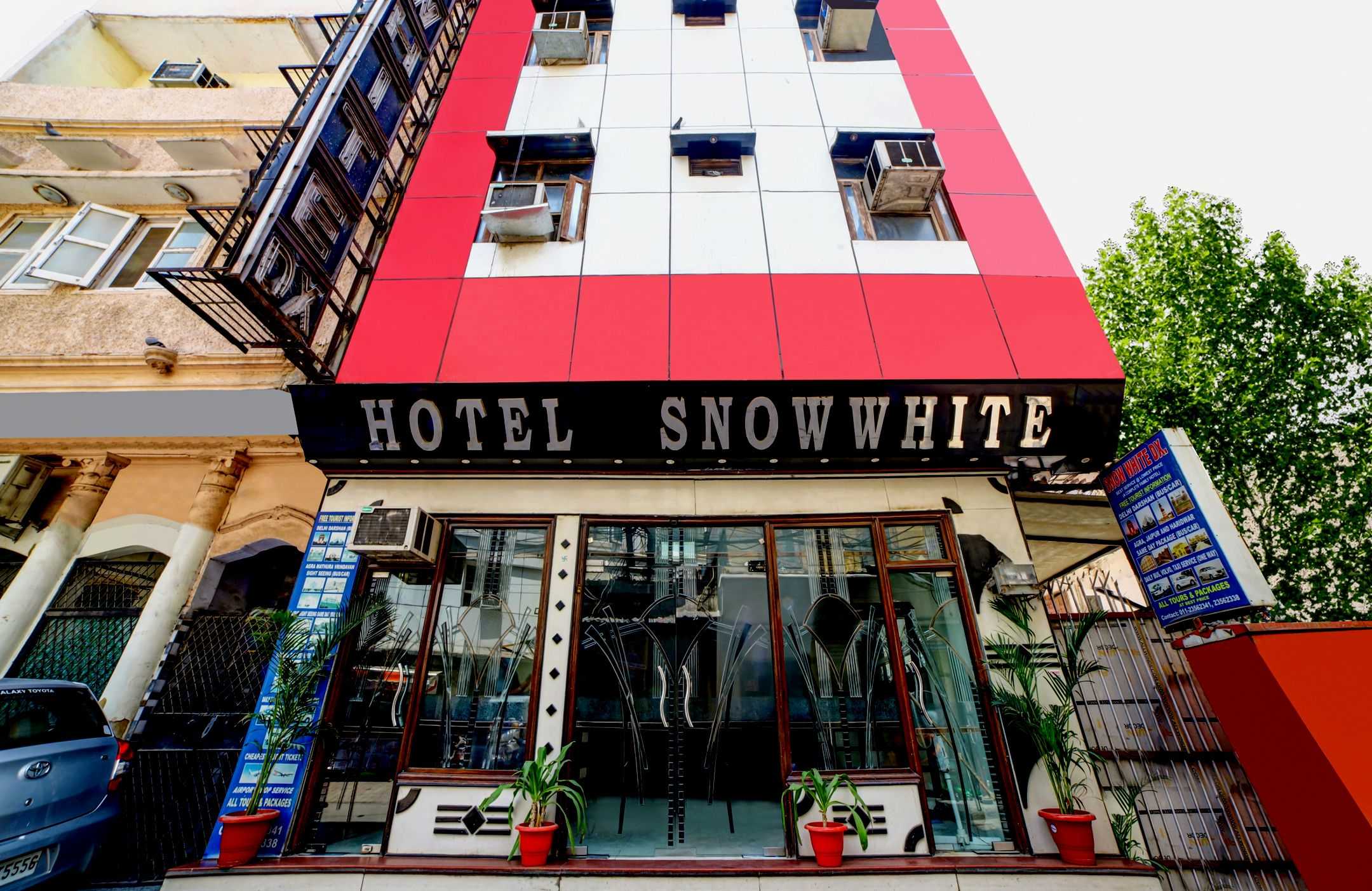 Hotel O 75423 Hotel Snow White - Tap to explore photos