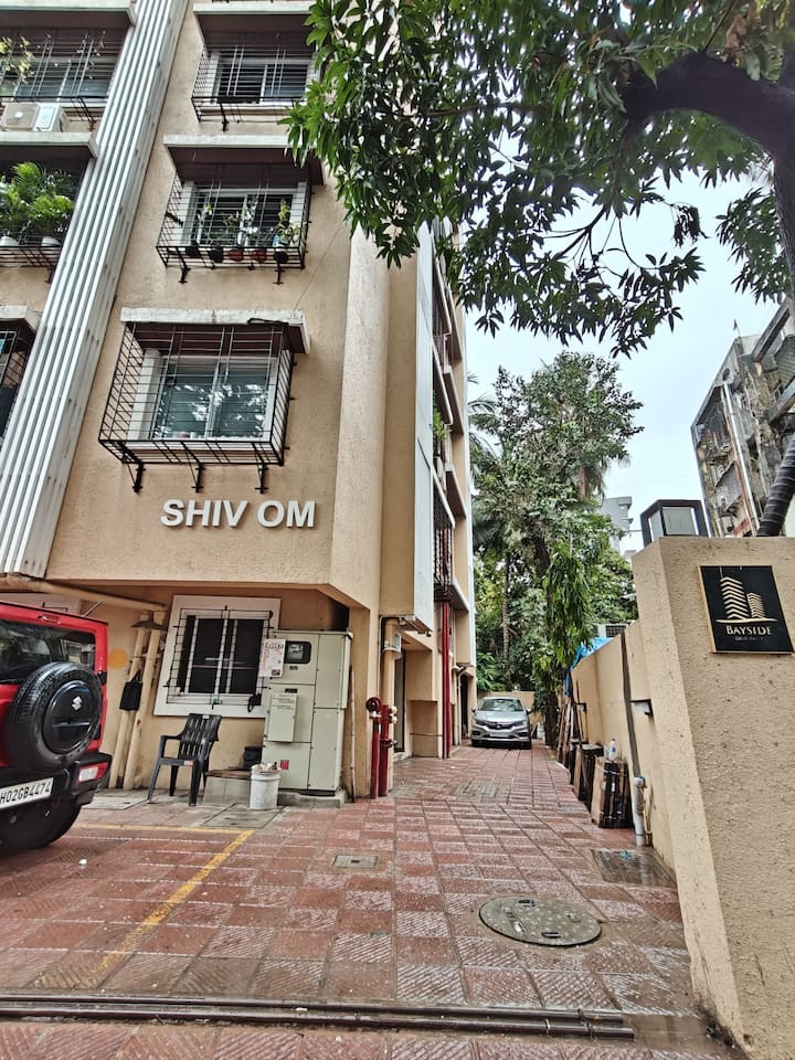 Lite Stays - Khar West - Tap to explore photos
