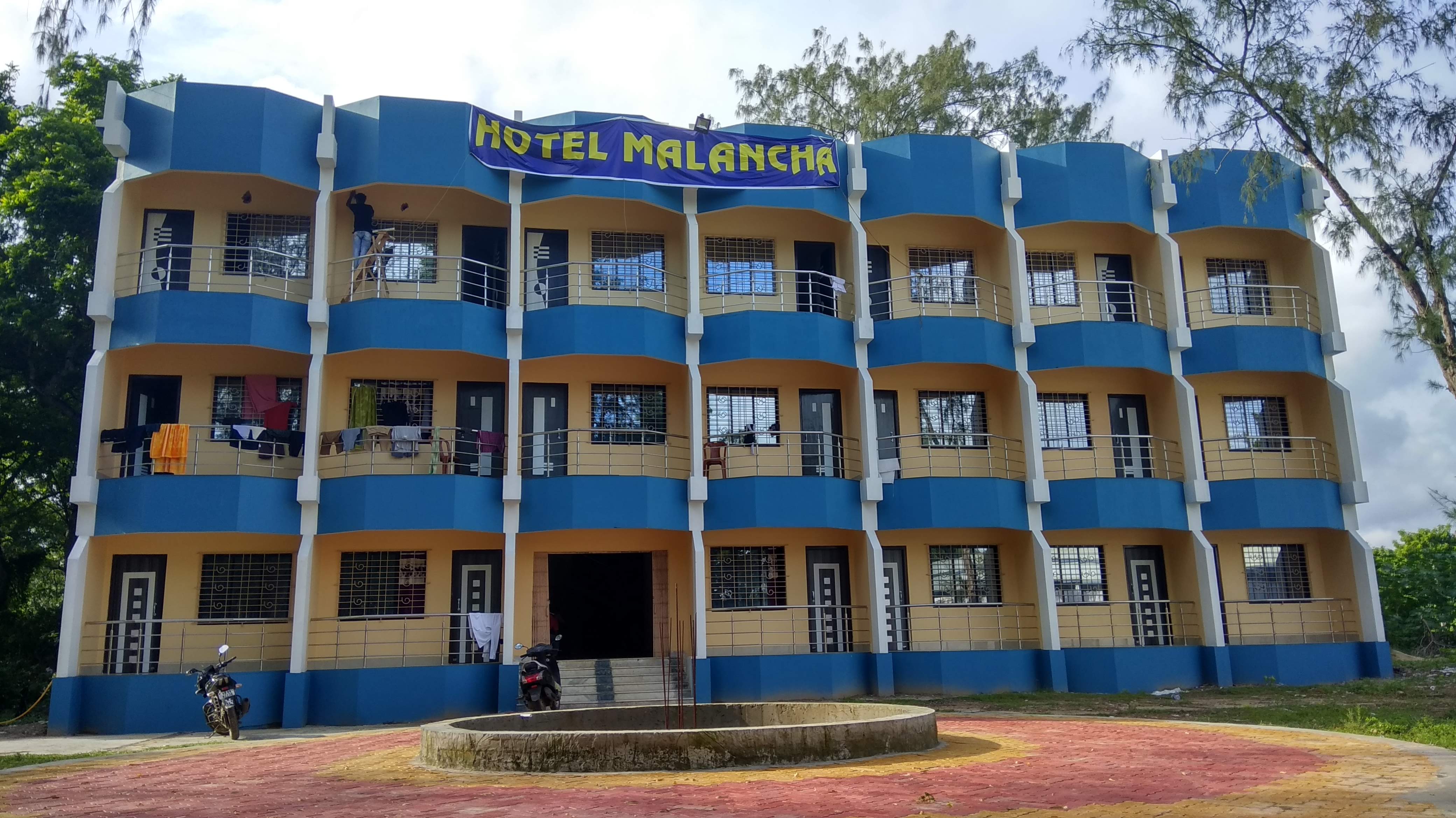 HOTEL MALANCHA - Tap to explore photos