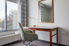 Hilton Garden Inn Allentown West, Lehigh