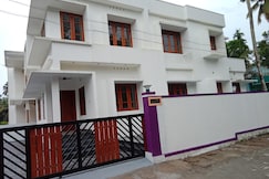 HILL CROWN EMERALD, Cochin