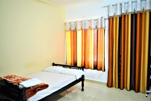 Calm and Serene | Entire 3BHK Near Kashi Vishwanath