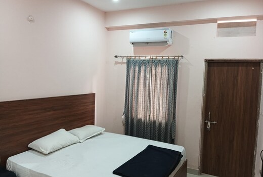 Hotel Shivay