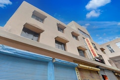 Hotel O Paras, Dhanbad