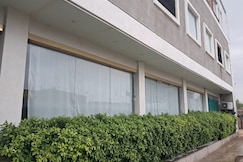 Amar villa, Pukhrayan