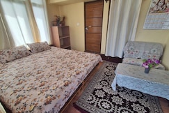 APPLE VALLEY, Nankhari