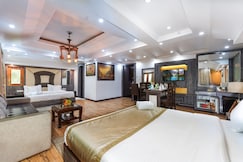 Hotel Royal Milad, Srinagar