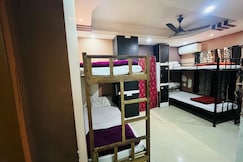 Sadia Dom near New Market, Kolkata