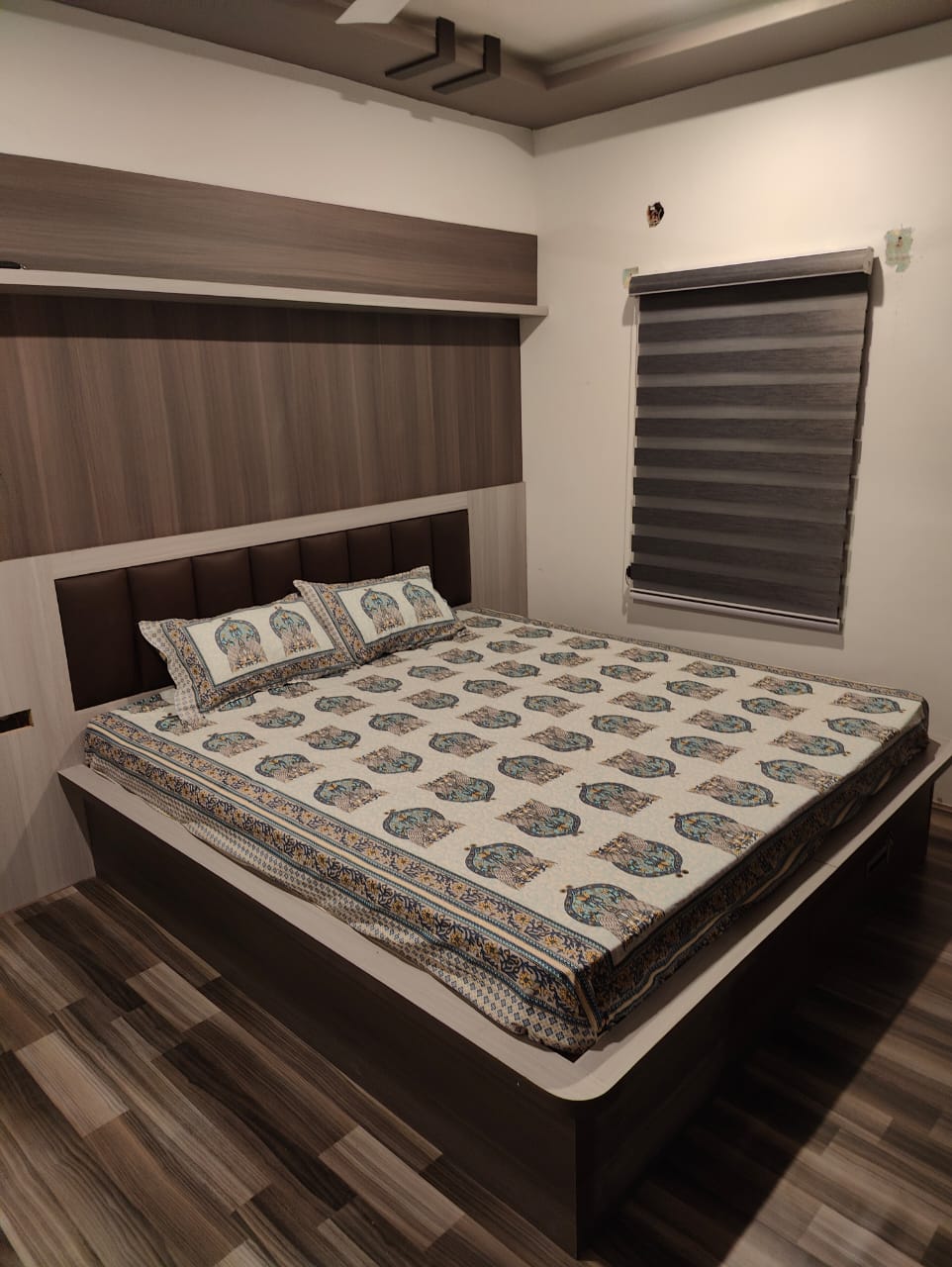 SHREE SHYAM HOTEL AND RESTAURANT - Tap to explore photos