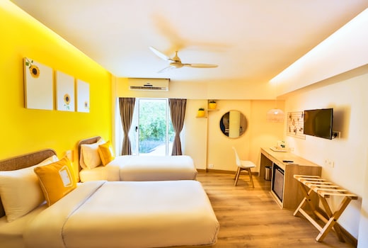 Bloom Hotel - Juhu