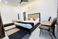 Chandravilla Stay Rooms Restaurant, Abu Road