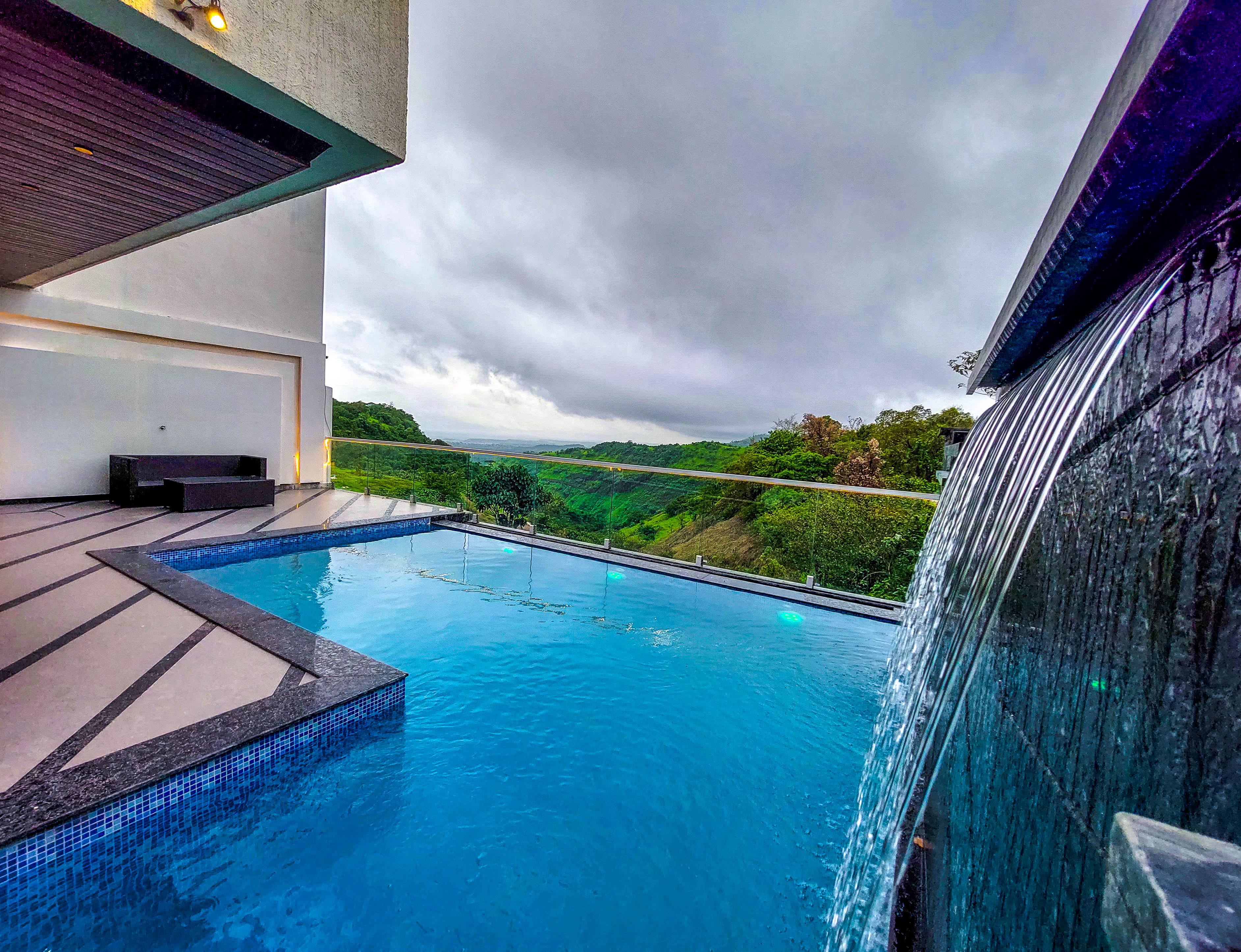 Celebrity Villa By Trident Villas - Tap to explore photos