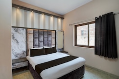 Hotel O Devanshi Palace, Varanasi