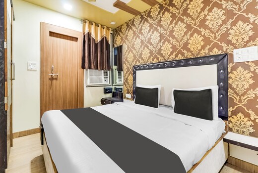 Hotel O Sharda