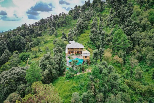 Symphony Cottage 04 Bedroom Cottage by Sama Homestays