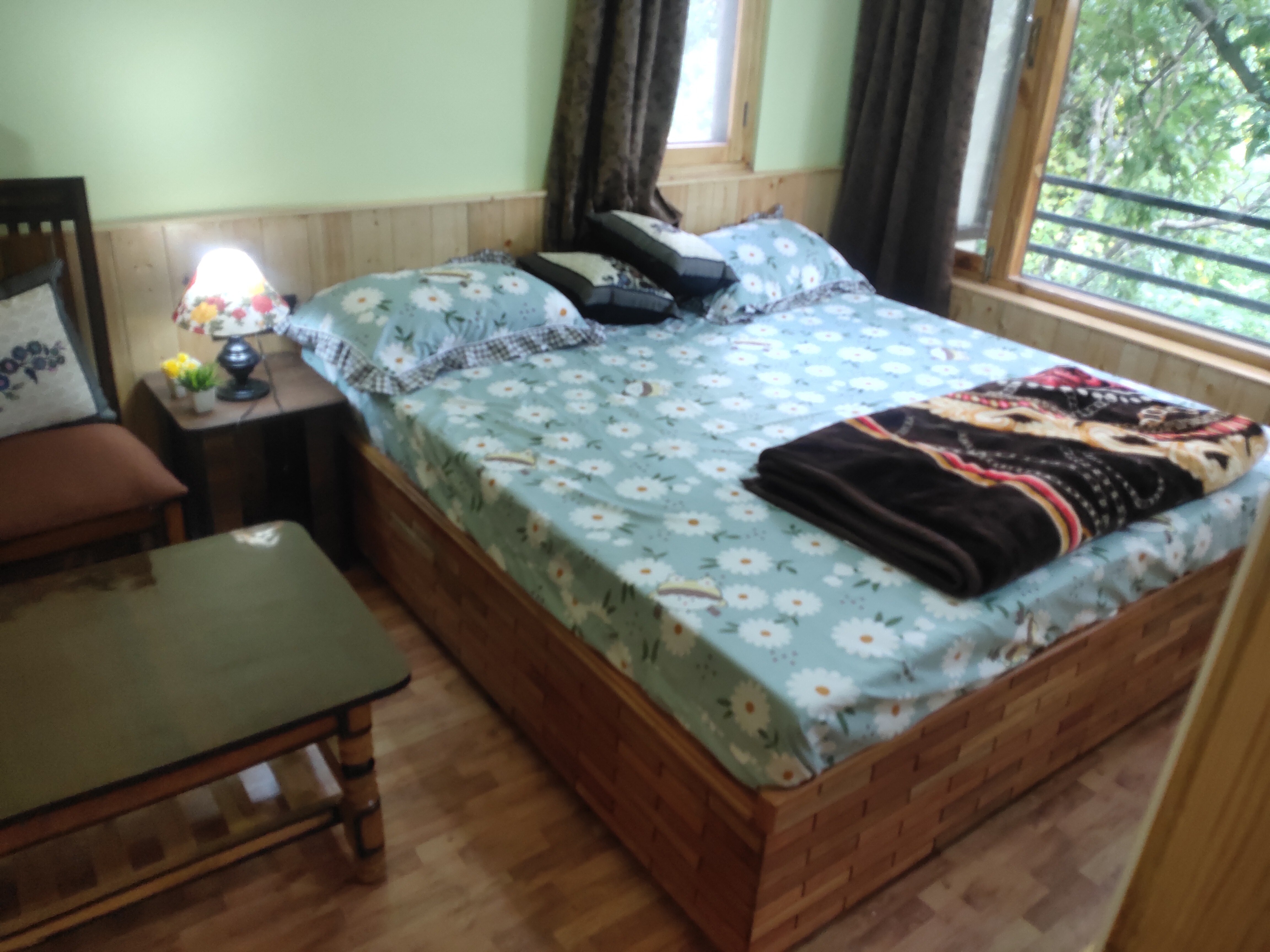 Hillside hideaway homestay - Tap to explore photos