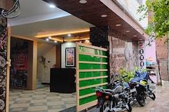 Hotel Dev Vanshi Palace, Varanasi