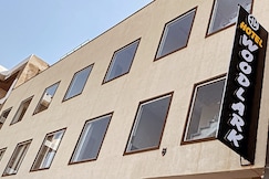 Hotel Woodlark, Zirakpur