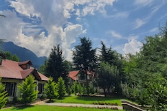 Souls Abode | ENTIRE 5BR Villa |Family Stay near Dal Lake, Srinagar