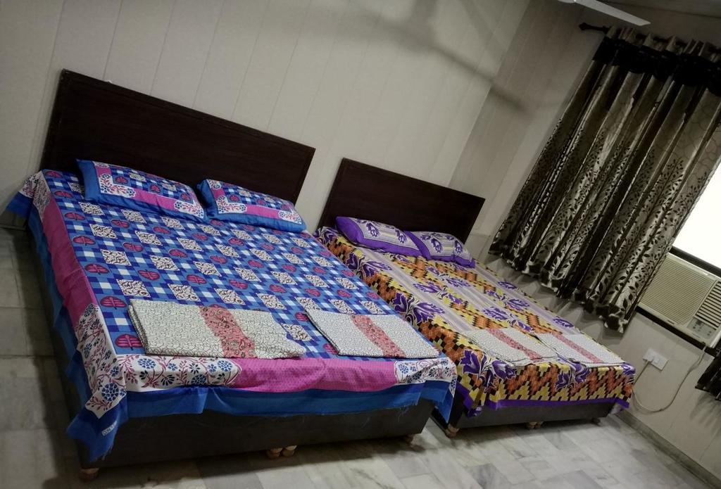 Prashar Homestay - Tap to explore photos