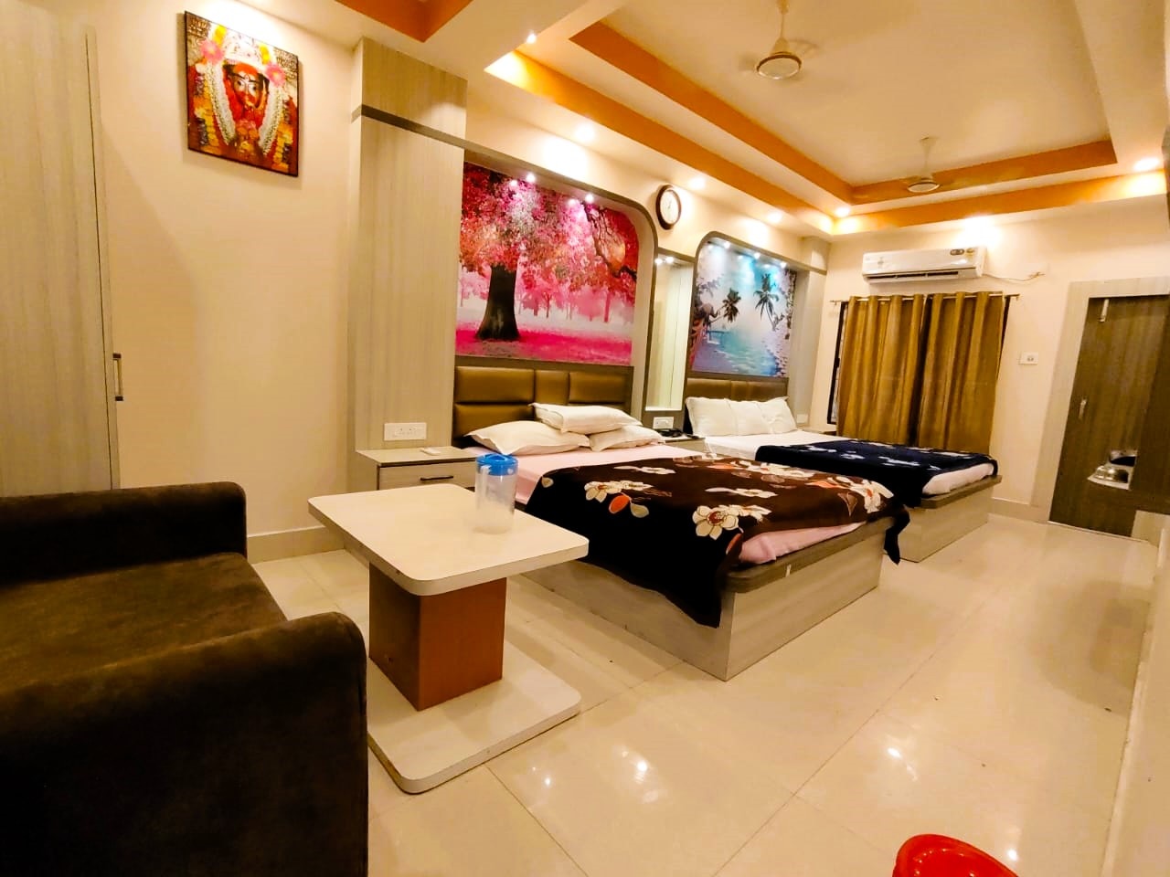 Hotel Sudakshina - Tap to explore photos