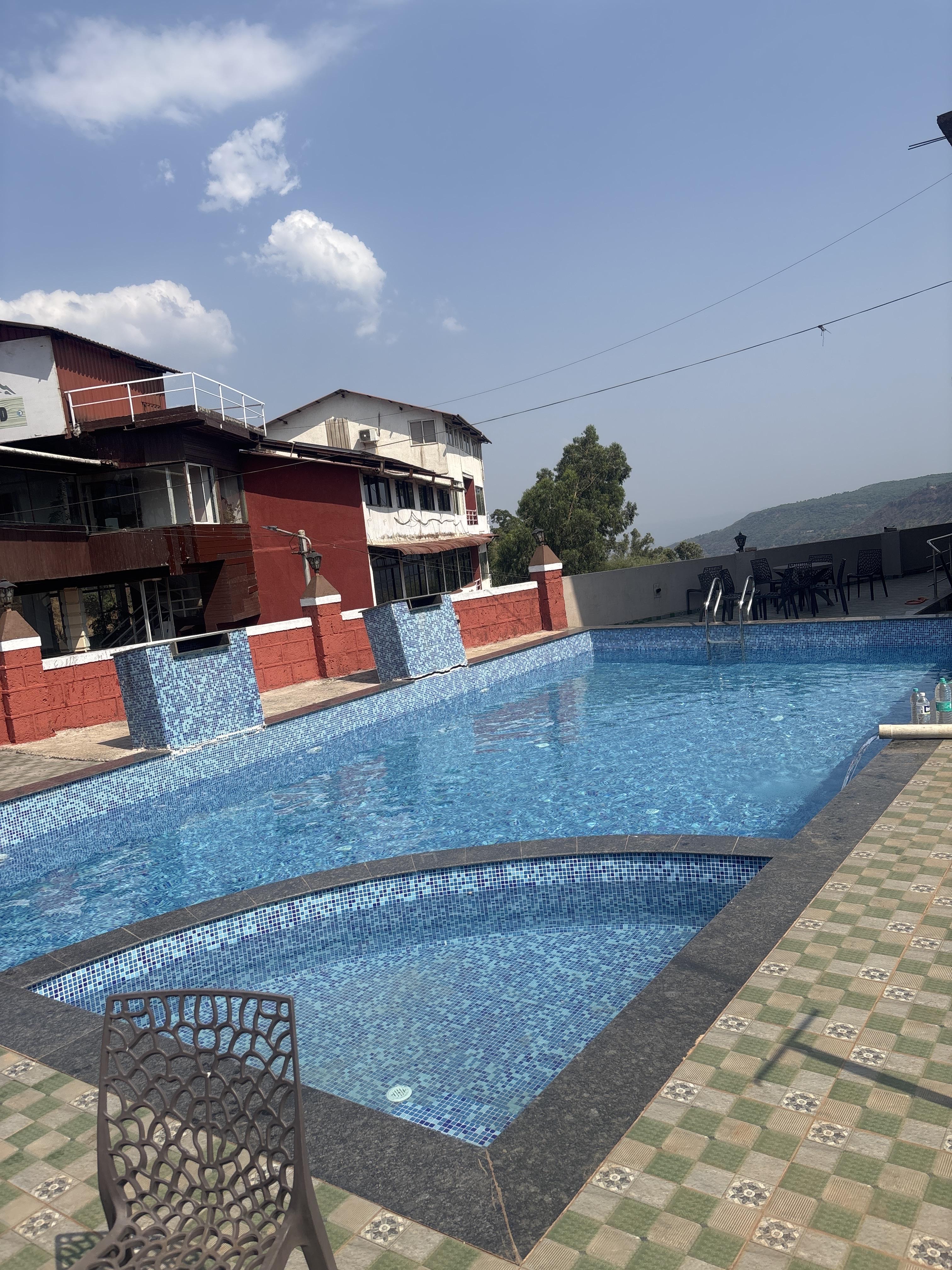 Seven Days Resort Mahabaleshwar - Tap to explore photos