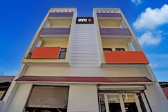Hotel O Royal Galaxy Inn Guest house, Varanasi