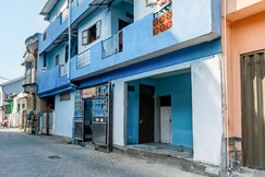 SPOT ON 93874 3n Homestay Syariah, Sidoarjo