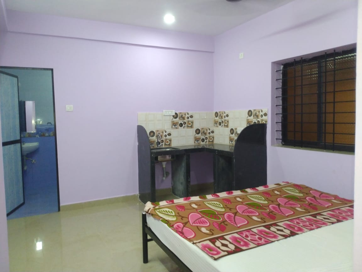 Calangute Inn. - Tap to explore photos