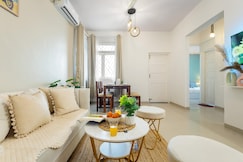 Elegant 1BHK Stay with Pool near Candolim Beach, Goa