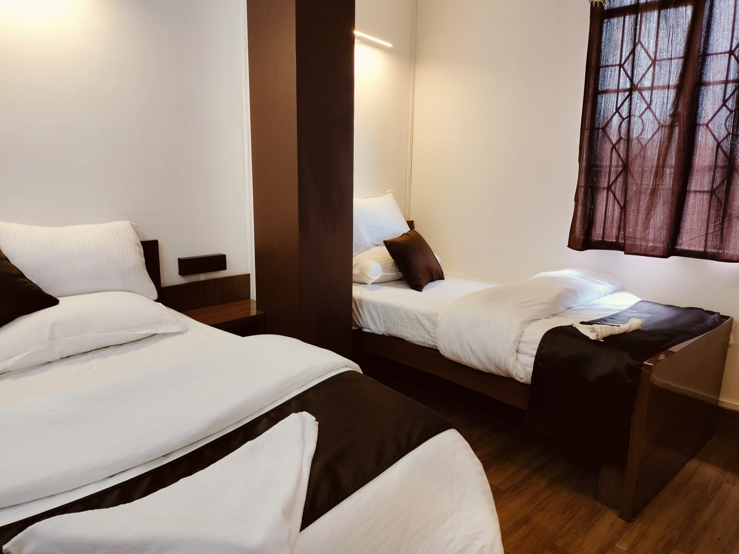 RKS Homestay - Tap to explore photos