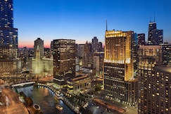 Swissotel Chicago, Chicago